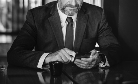 Quelles sont les doubles compétences d’un Directeur des Ressources Humaines (DRH) ?